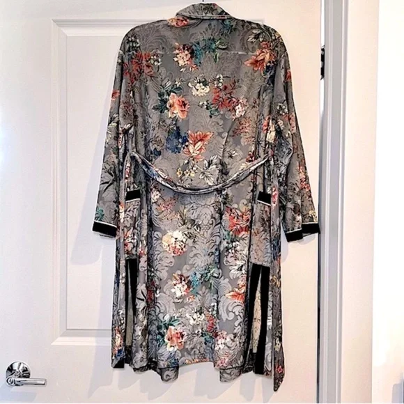 ZARA Floral Jacquard Kimono Robe Kaftan Gray Belted Boho Luxe Lounge Size Small